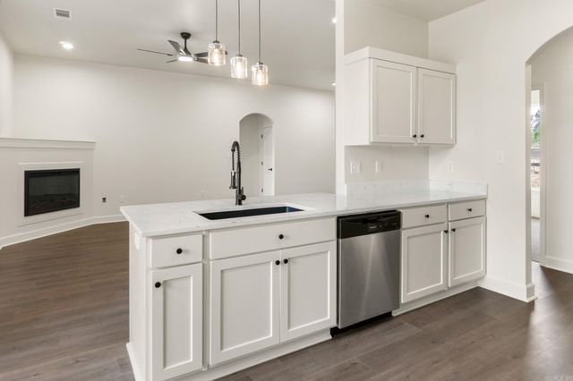 6 Spring Creek Cove, Little Rock, AR 72209