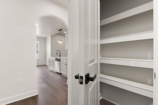 6 Spring Creek Cove, Little Rock, AR 72209