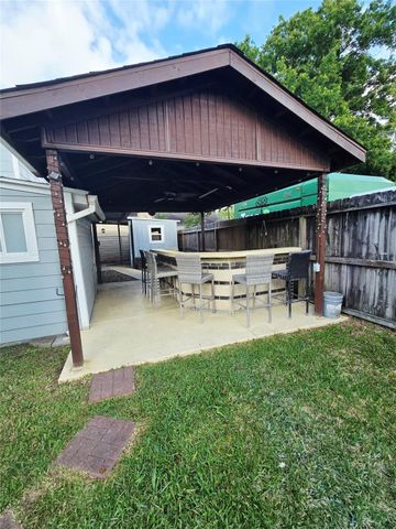 5709 Craig Street, Houston, TX 77023