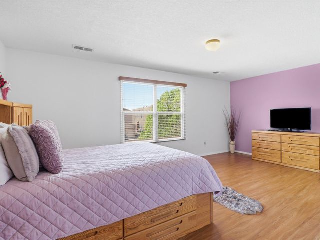 3032 Cochiti Street NE, Rio Rancho, NM 87144