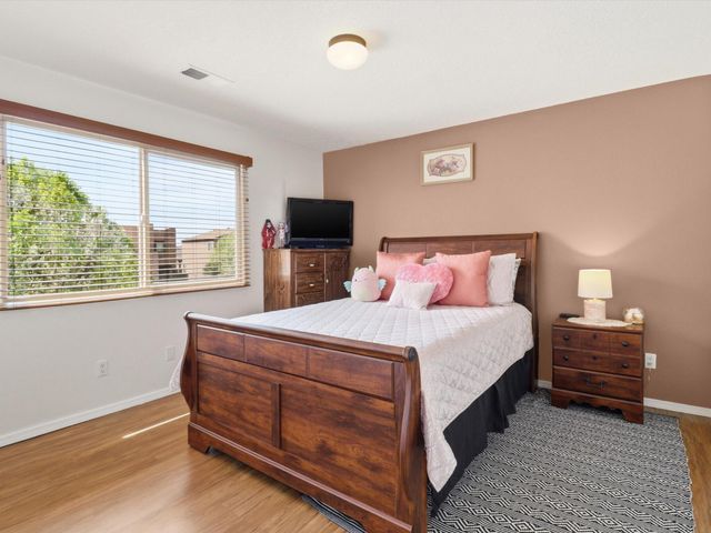 3032 Cochiti Street NE, Rio Rancho, NM 87144