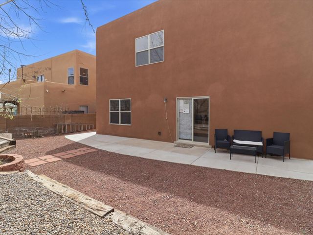 3032 Cochiti Street NE, Rio Rancho, NM 87144