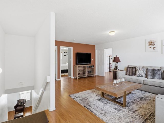 3032 Cochiti Street NE, Rio Rancho, NM 87144