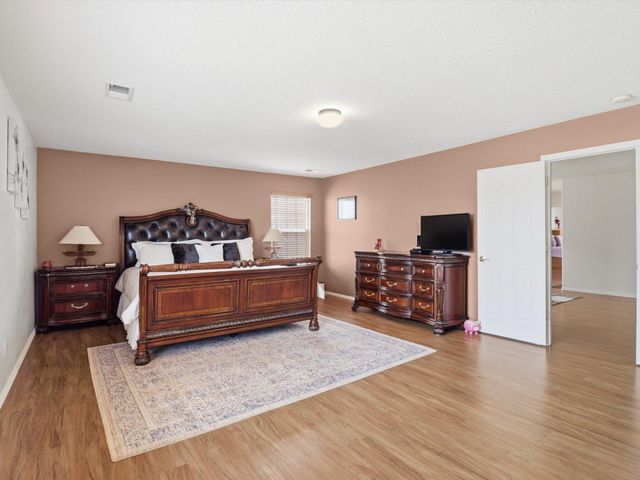 3032 Cochiti Street NE, Rio Rancho, NM 87144