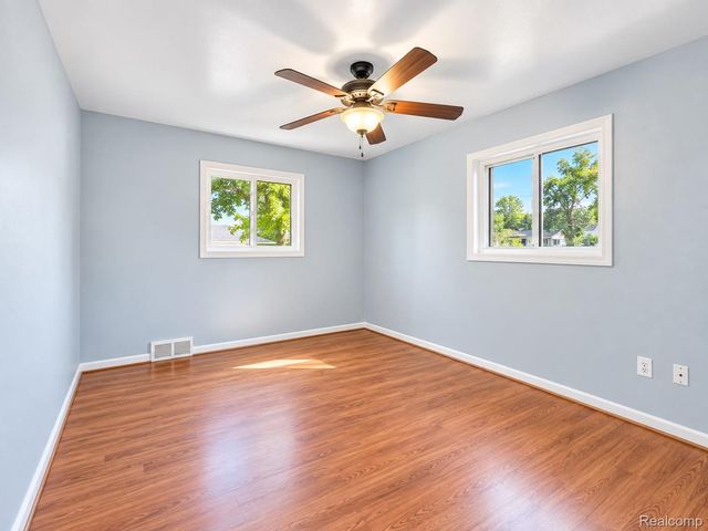 24837 Curie Street, Warren, MI 48091