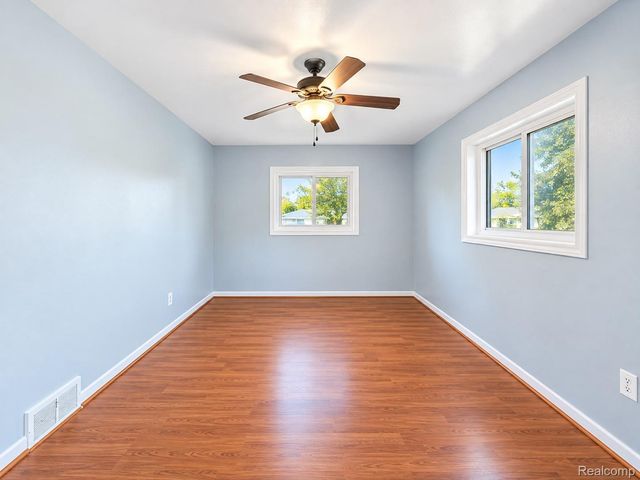 24837 Curie Street, Warren, MI 48091