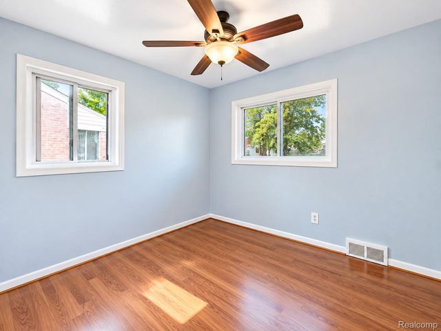 24837 Curie Street, Warren, MI 48091