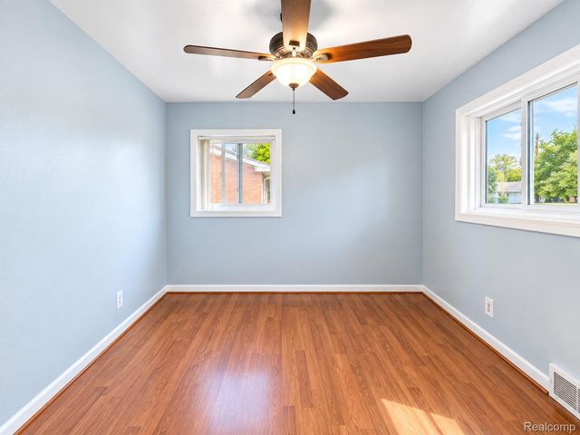 24837 Curie Street, Warren, MI 48091