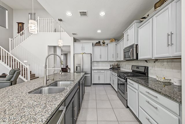 36258 N VIDLAK Drive, San Tan Valley, AZ 85143