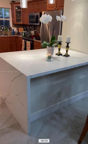 1425 NW 124th Ave 1425, Pembroke Pines, FL 33026