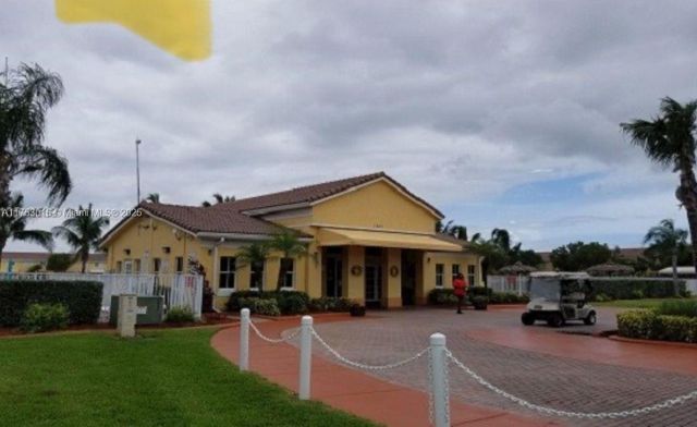 1692 SE 29th Ct 201, Homestead, FL 33035