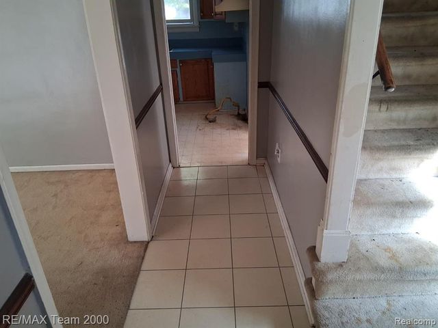 5228 Hillcrest Street, Detroit, MI 48236