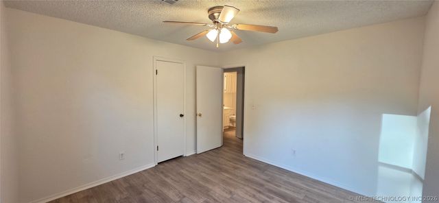 13621 S 285th East Avenue, Coweta, OK 74429