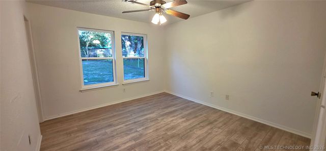 13621 S 285th East Avenue, Coweta, OK 74429