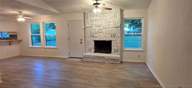 13621 S 285th East Avenue, Coweta, OK 74429