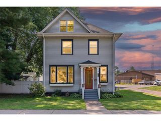 232 E 1st Street, New Richmond, WI 54017