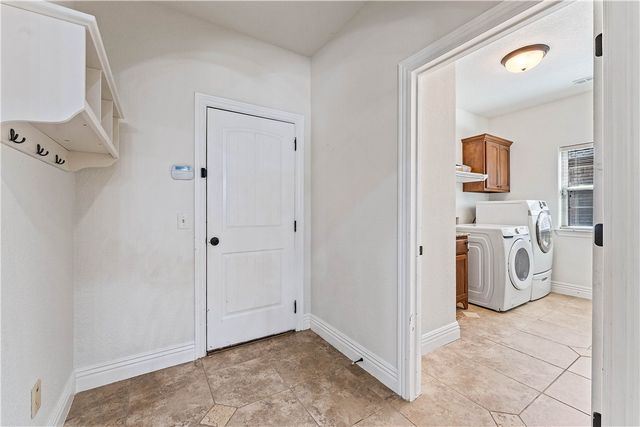 1020 Hunters Pointe, Bentonville, AR 72713