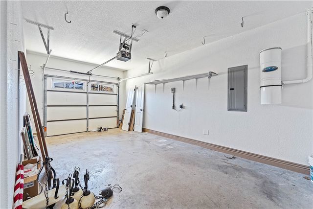 1020 Hunters Pointe, Bentonville, AR 72713