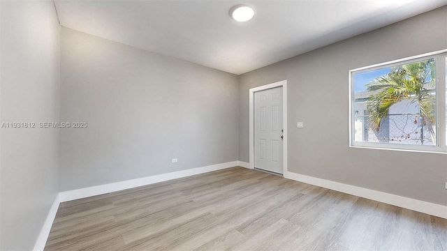 74 W 15th St 4, Hialeah, FL 33010