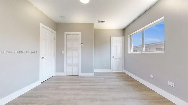 74 W 15th St 4, Hialeah, FL 33010