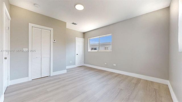 74 W 15th St 4, Hialeah, FL 33010