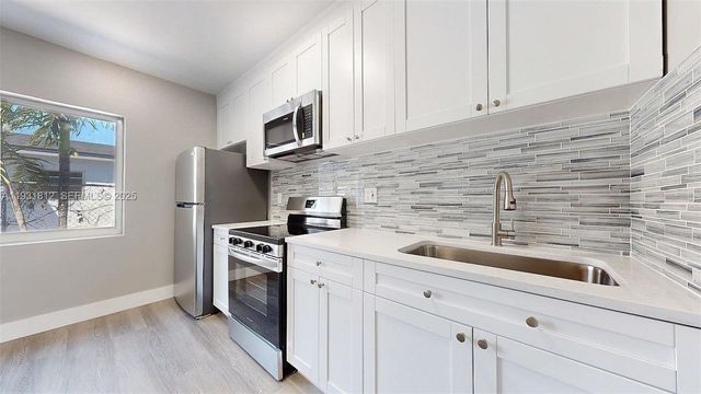 74 W 15th St 4, Hialeah, FL 33010