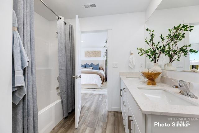 2496 W Bee Balm St, Kuna, ID 83634