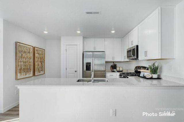 2496 W Bee Balm St, Kuna, ID 83634