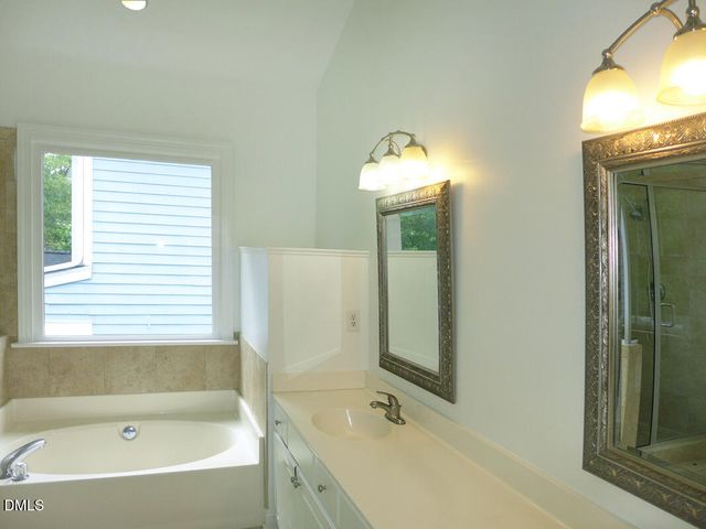 111 Tharrington Drive, Chapel Hill, NC 27516