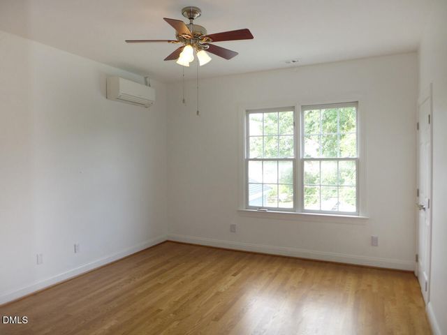 111 Tharrington Drive, Chapel Hill, NC 27516