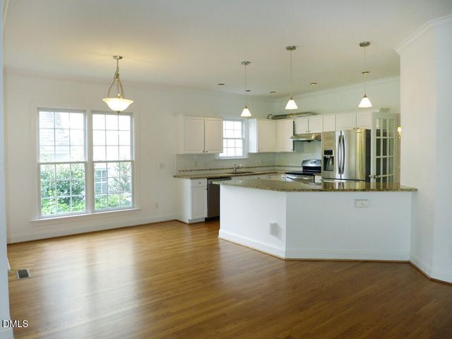 111 Tharrington Drive, Chapel Hill, NC 27516