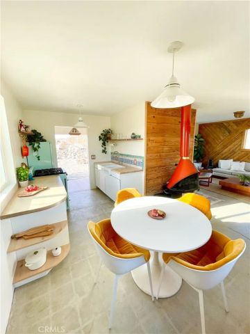 2432 Hilltop, Joshua Tree, CA 92252