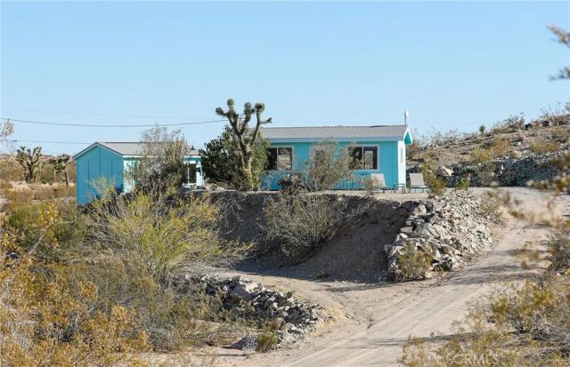 2432 Hilltop, Joshua Tree, CA 92252