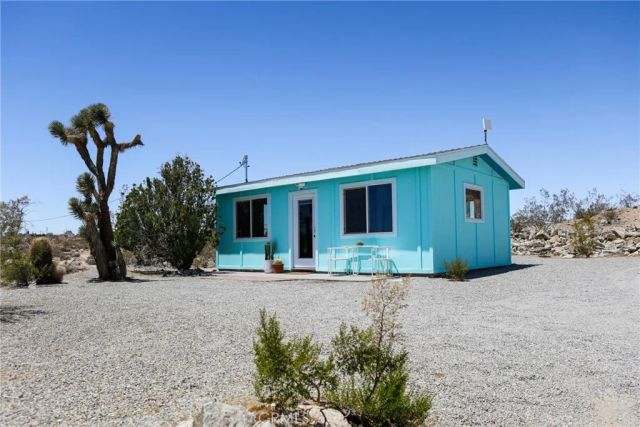 2432 Hilltop, Joshua Tree, CA 92252