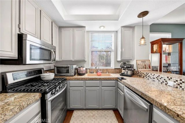 1099 S San Marino, Anaheim, CA 92808