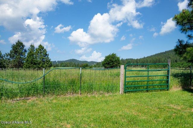 331 15th St, Plummer, ID 83851