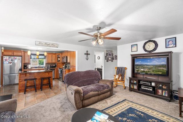 331 15th St, Plummer, ID 83851