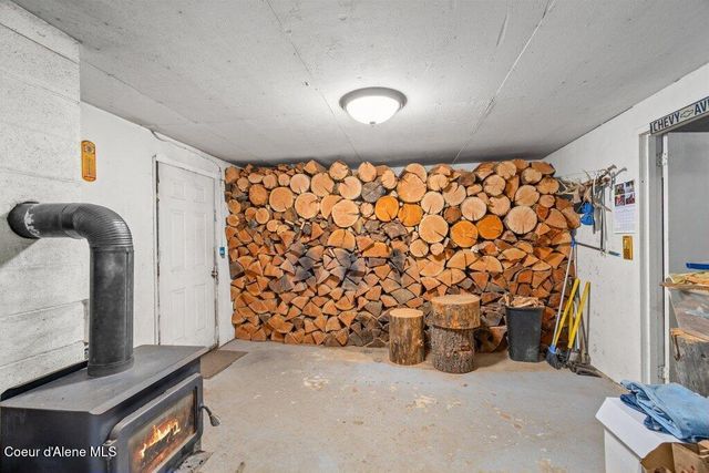 331 15th St, Plummer, ID 83851