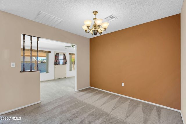 10739 W SARATOGA Circle, Sun City, AZ 85351