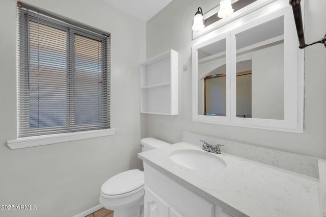 10739 W SARATOGA Circle, Sun City, AZ 85351