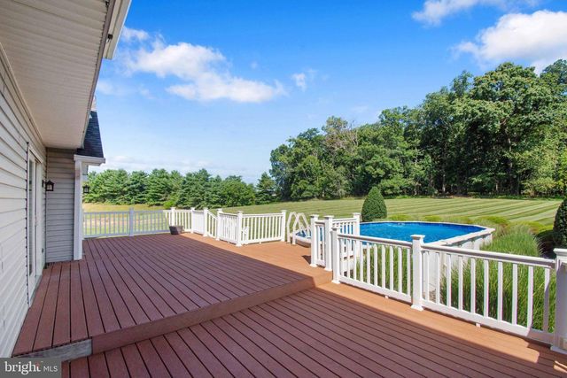 600 TURF FARM DR, Sykesville, MD 21784