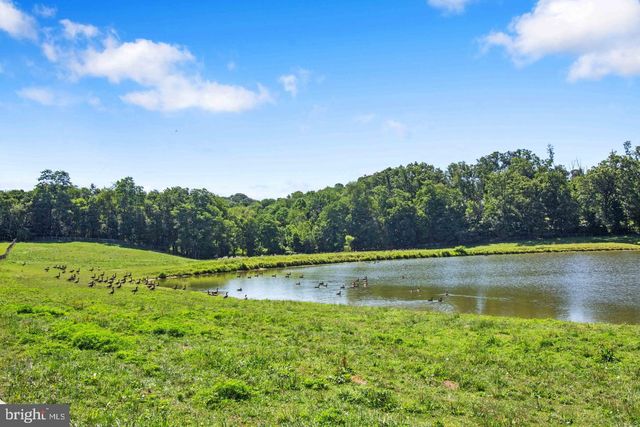 600 TURF FARM DR, Sykesville, MD 21784