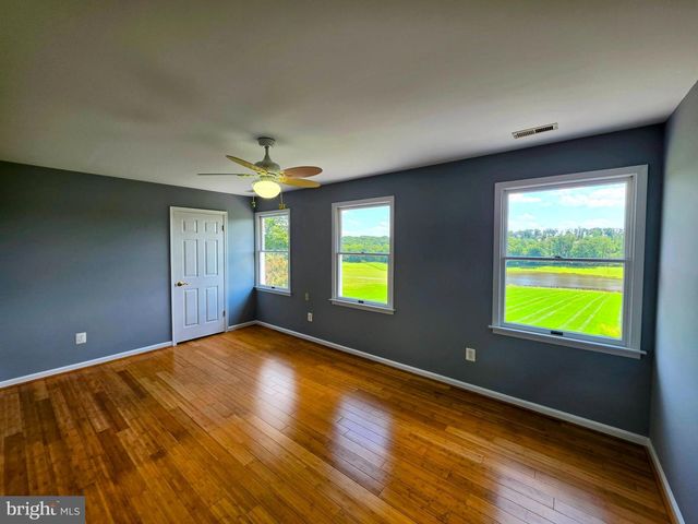 600 TURF FARM DR, Sykesville, MD 21784