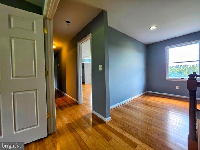 600 TURF FARM DR, Sykesville, MD 21784