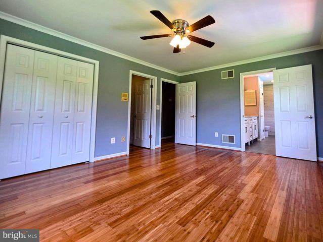 600 TURF FARM DR, Sykesville, MD 21784