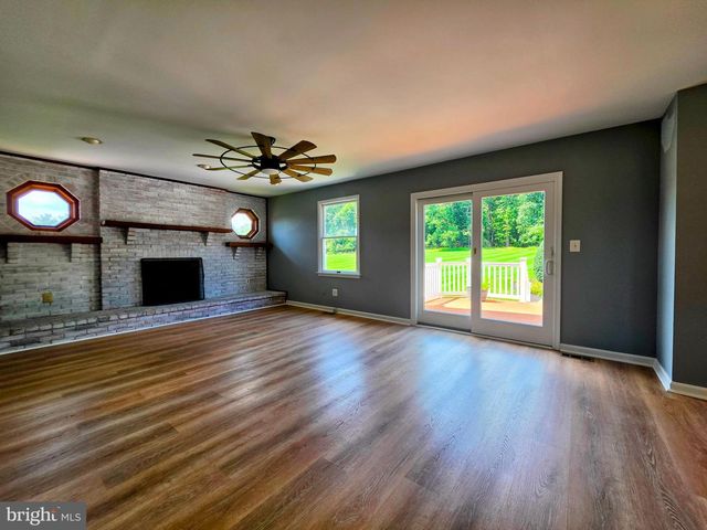 600 TURF FARM DR, Sykesville, MD 21784