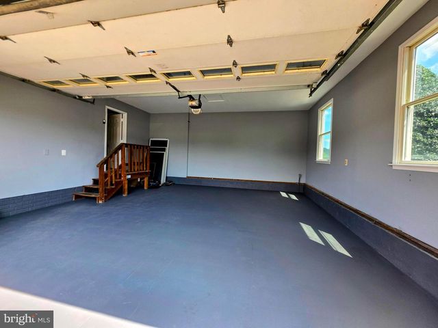 600 TURF FARM DR, Sykesville, MD 21784