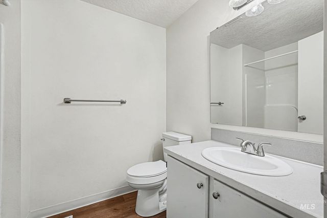 936 Shoshone Ave, Nampa, ID 83651