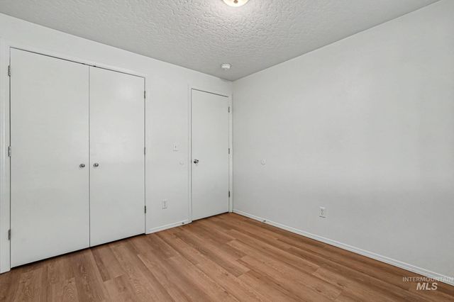 936 Shoshone Ave, Nampa, ID 83651
