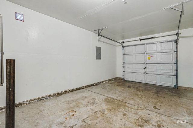 936 Shoshone Ave, Nampa, ID 83651